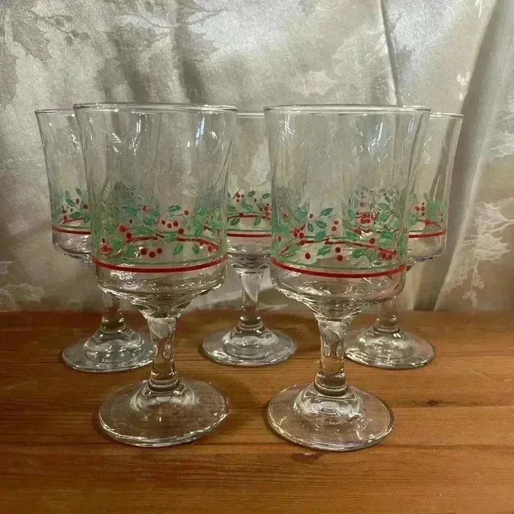 Vintage Arby's Holly Berry Drinking Glass Vintage Christmas 1984 - Set of 5
